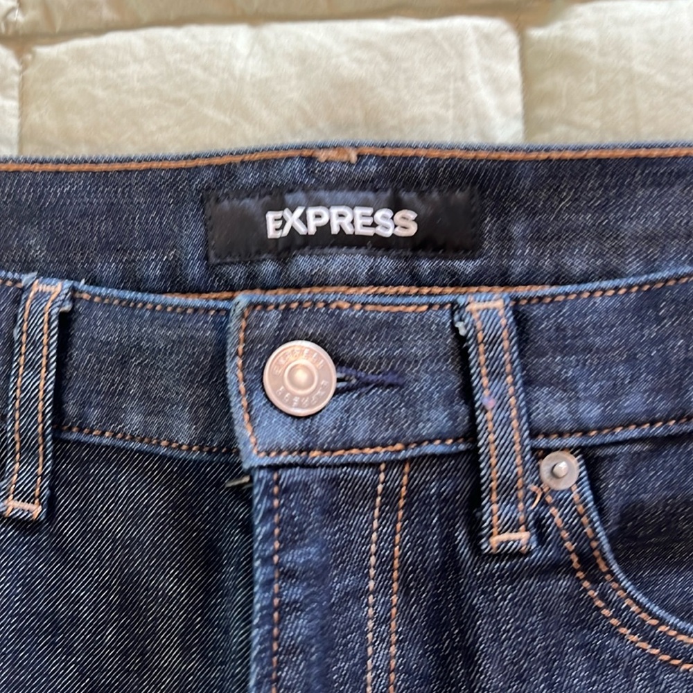 Express Men’s Blue Jeans. Slim fit size 32 x 34.